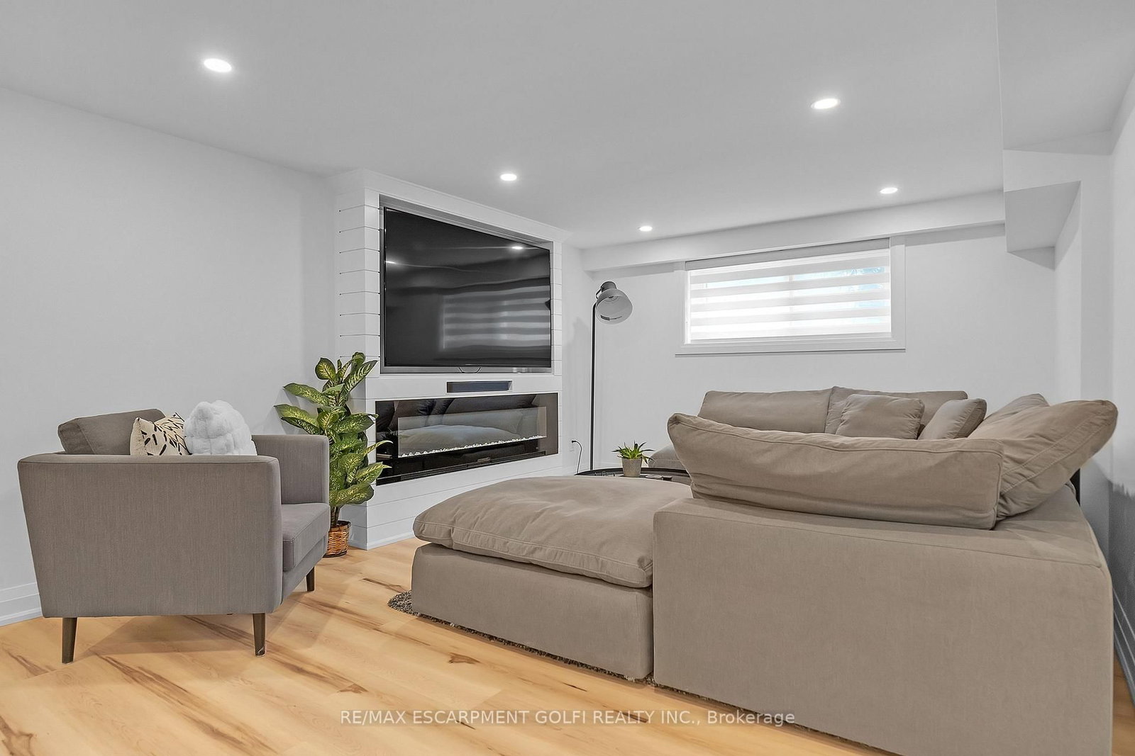 4236 Longmoor Drive • Burlington, ON photo 26