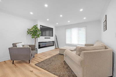 4236 Longmoor Drive • Burlington, ON photo 6