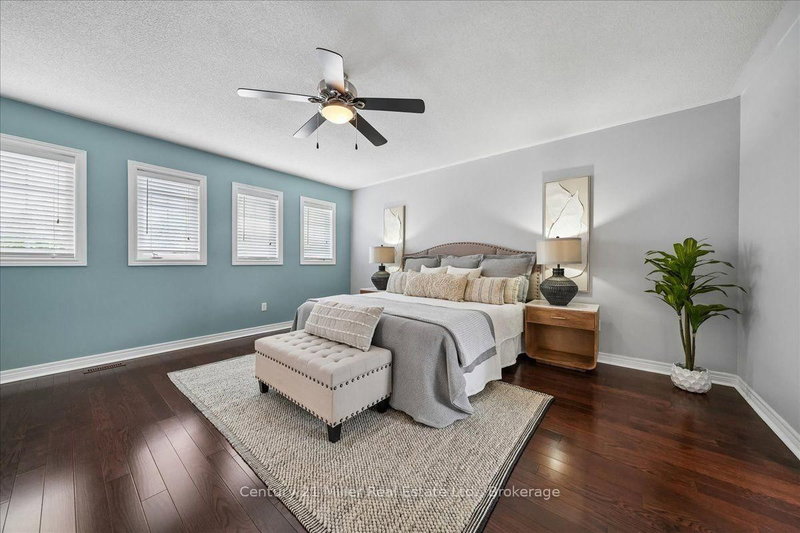 2350 Valleyridge Oakville,ON L6M 5C1 — Photo 16