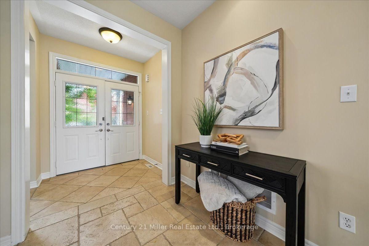 2350 Valleyridge Drive • Oakville, ON photo 3