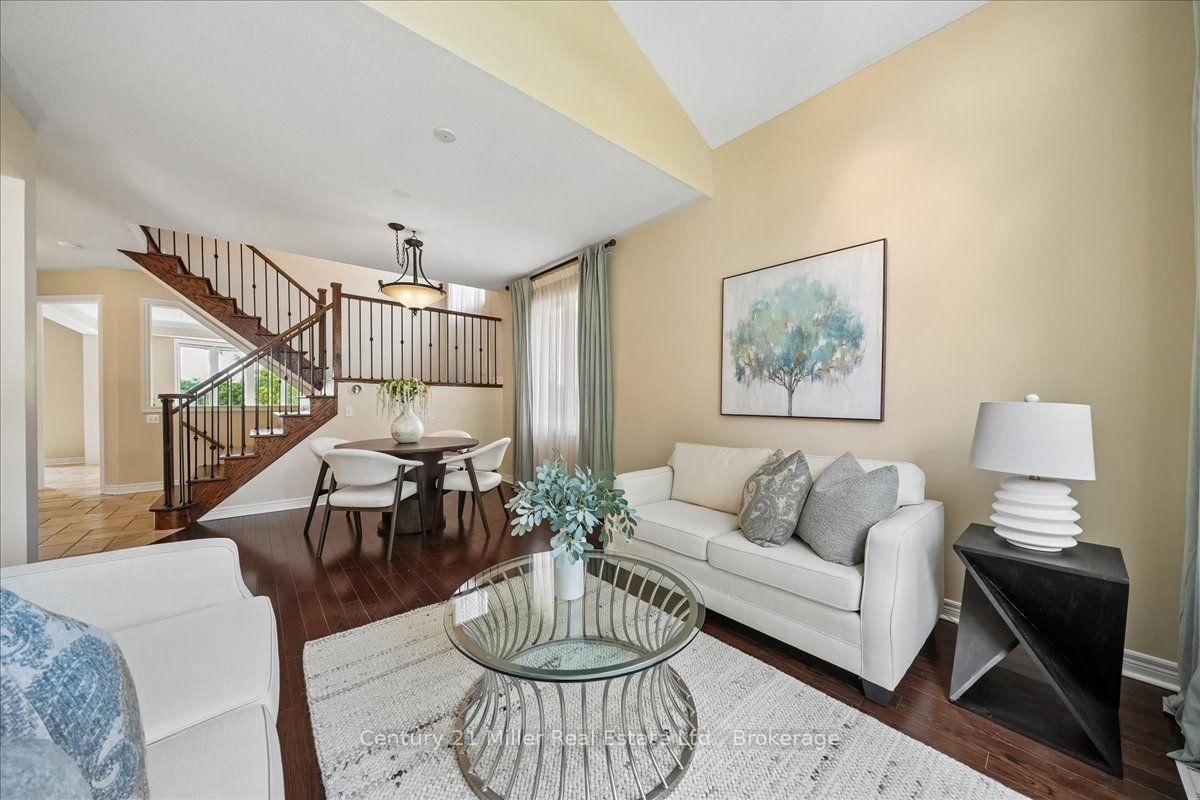 2350 Valleyridge Drive • Oakville, ON photo 6