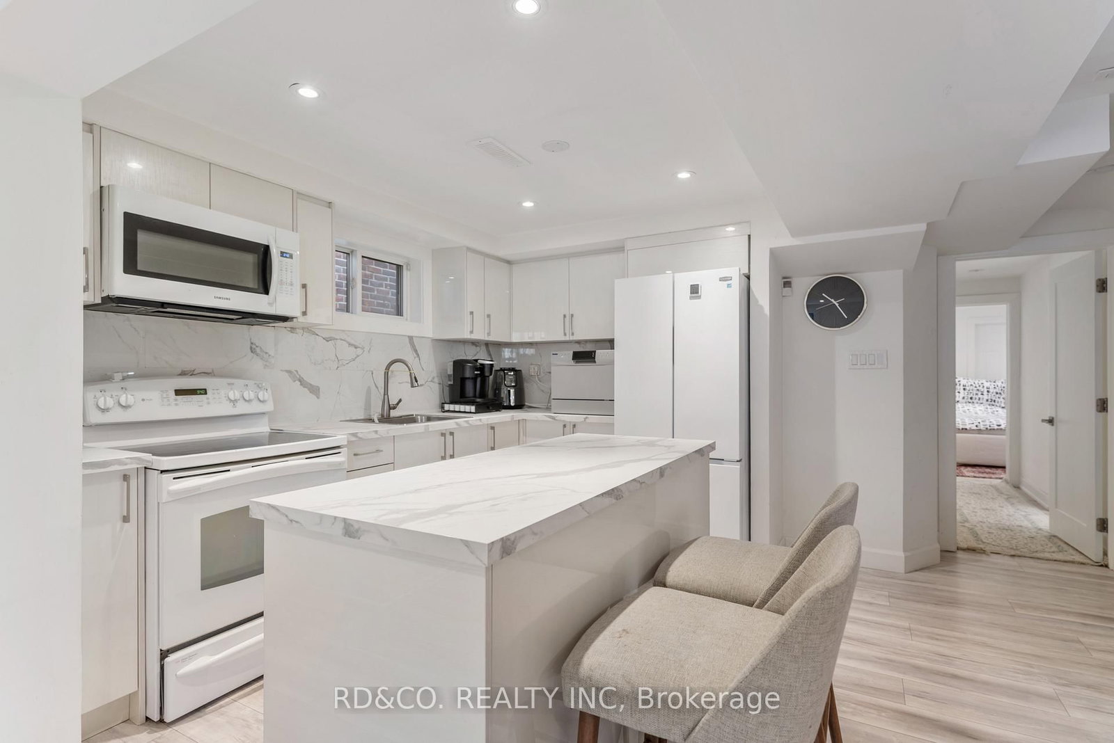 98 Hay Avenue • Toronto, ON photo 28