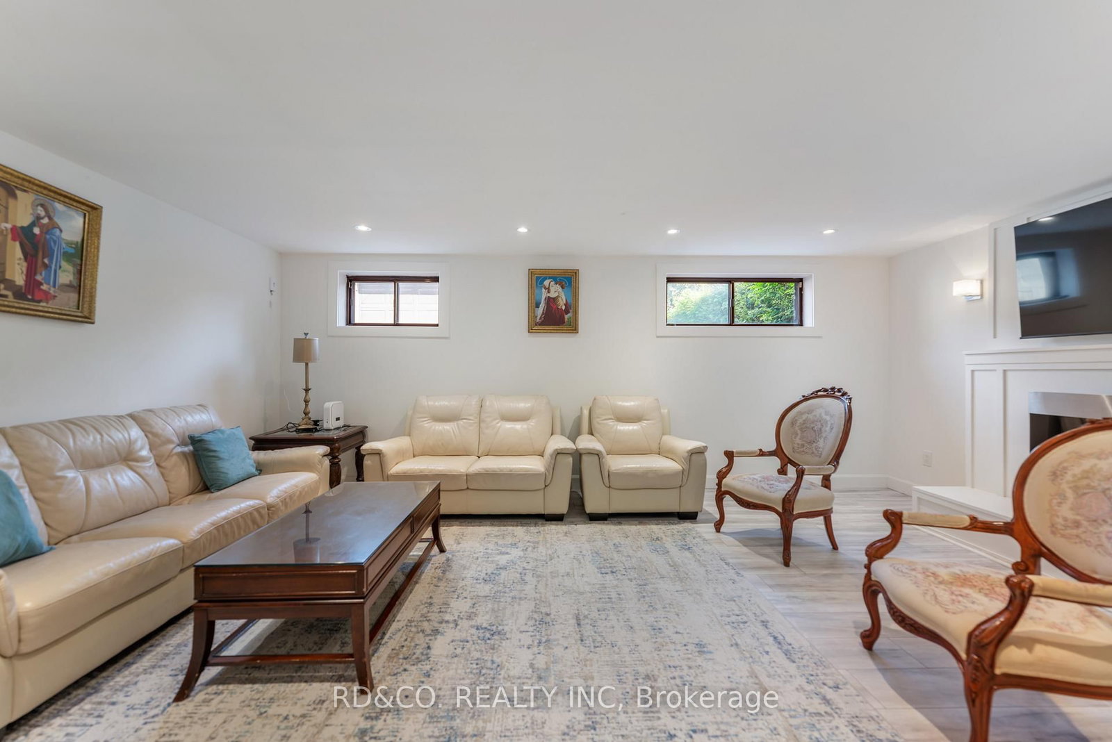 98 Hay Avenue • Toronto, ON photo 31