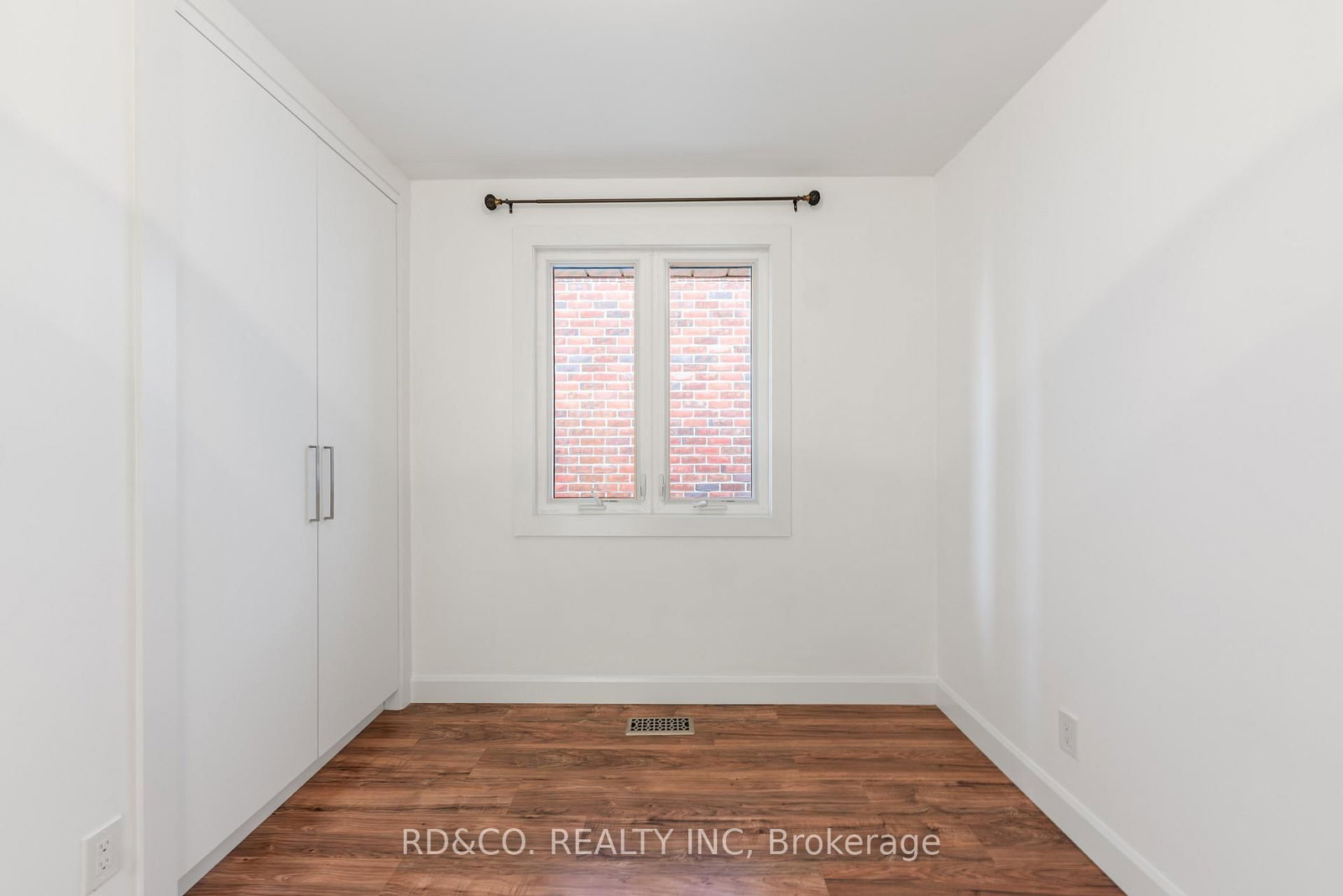 98 Hay Avenue • Toronto, ON photo 40