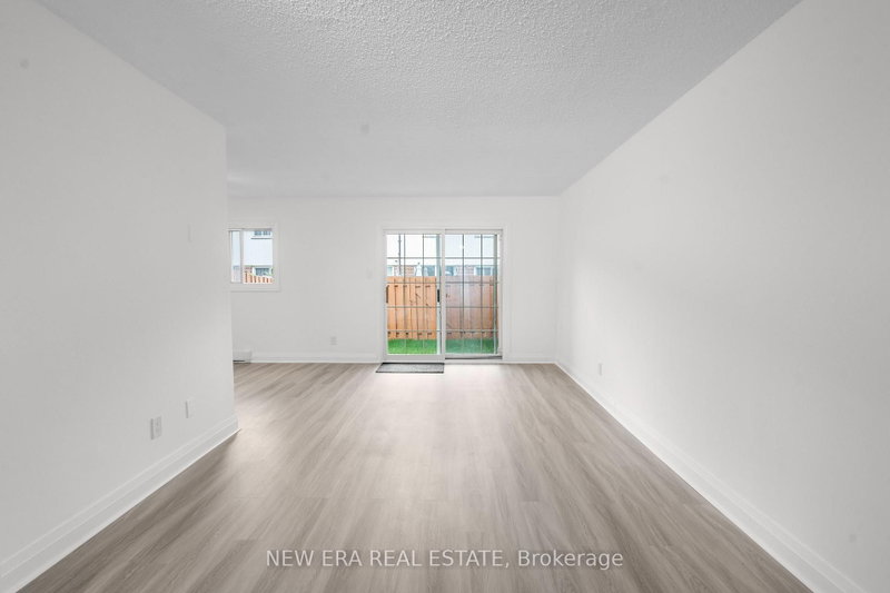 6 - 2440 Bromsgrove Road