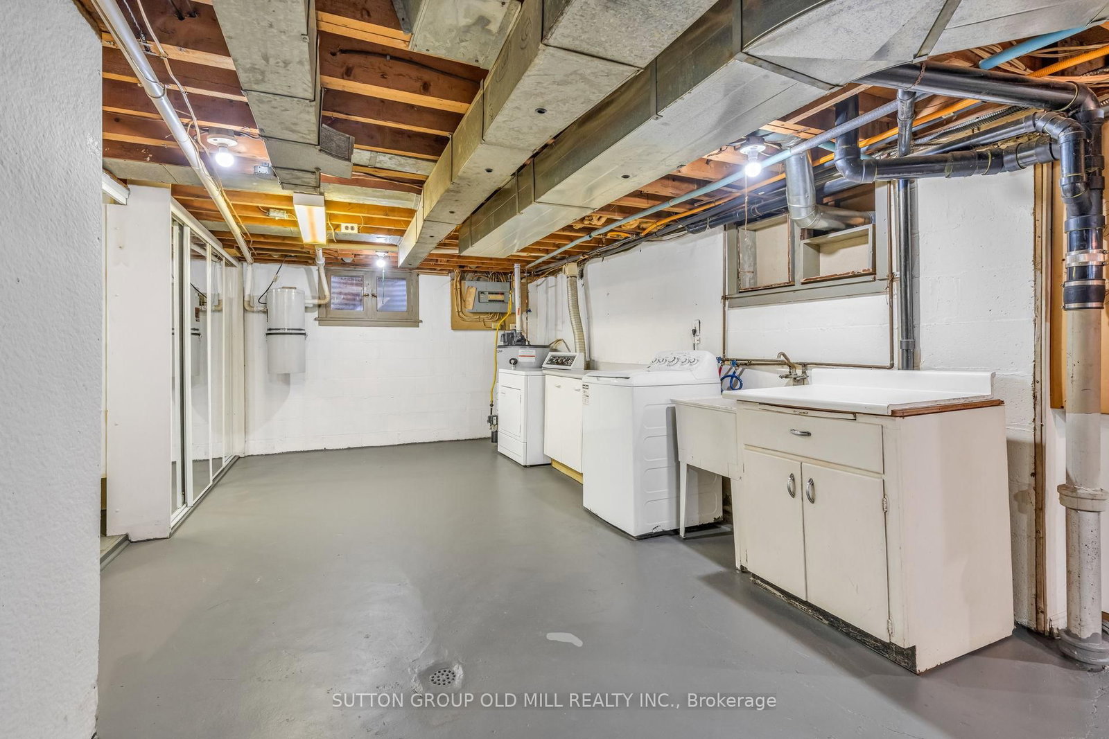 29 Robin Hood Road • Toronto, ON photo 26