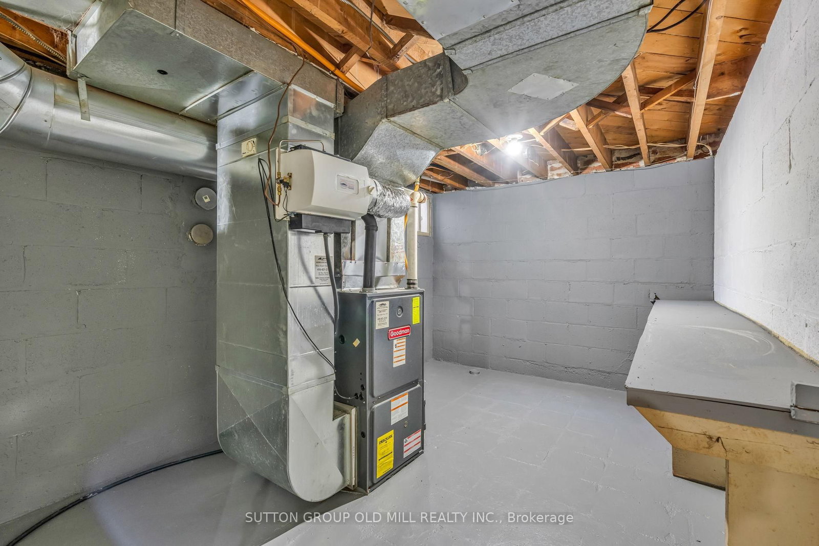 29 Robin Hood Road • Toronto, ON photo 27