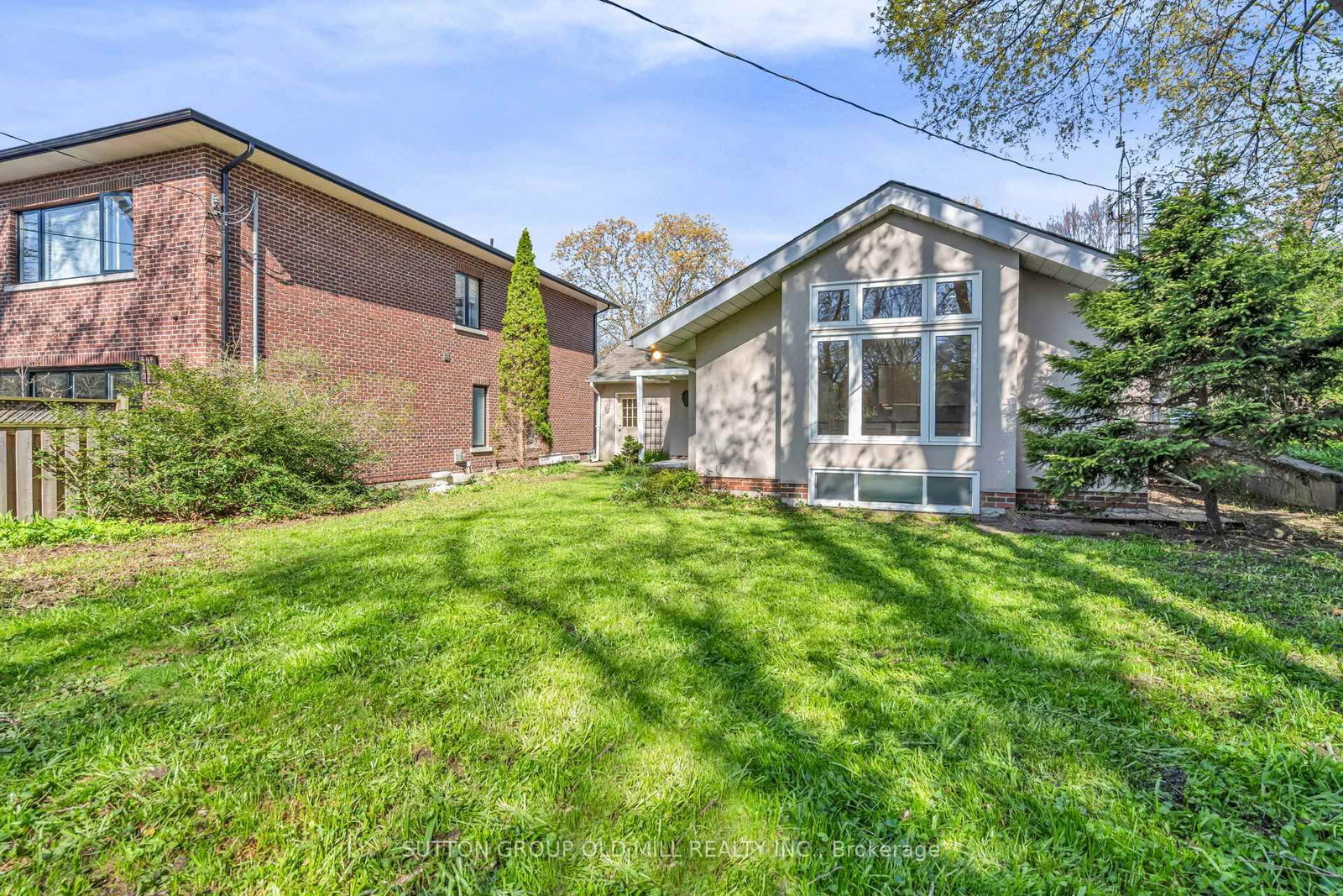 29 Robin Hood Road • Toronto, ON photo 28