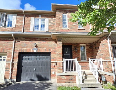 1359 Kestell Boulevard • Oakville, ON photo 2