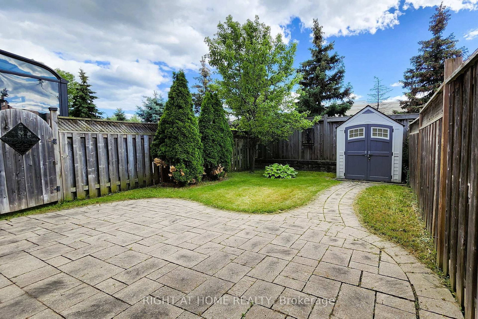 1359 Kestell Boulevard • Oakville, ON photo 38