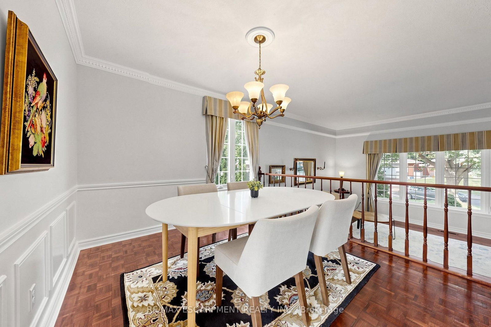 2208 Lancaster Crescent • Burlington, ON photo 10