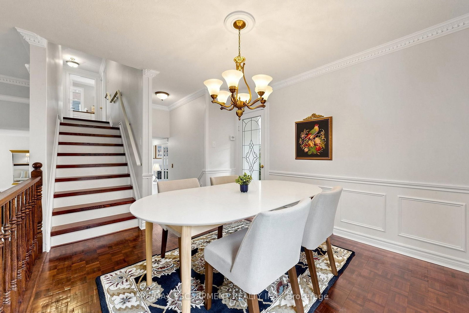 2208 Lancaster Crescent • Burlington, ON photo 12