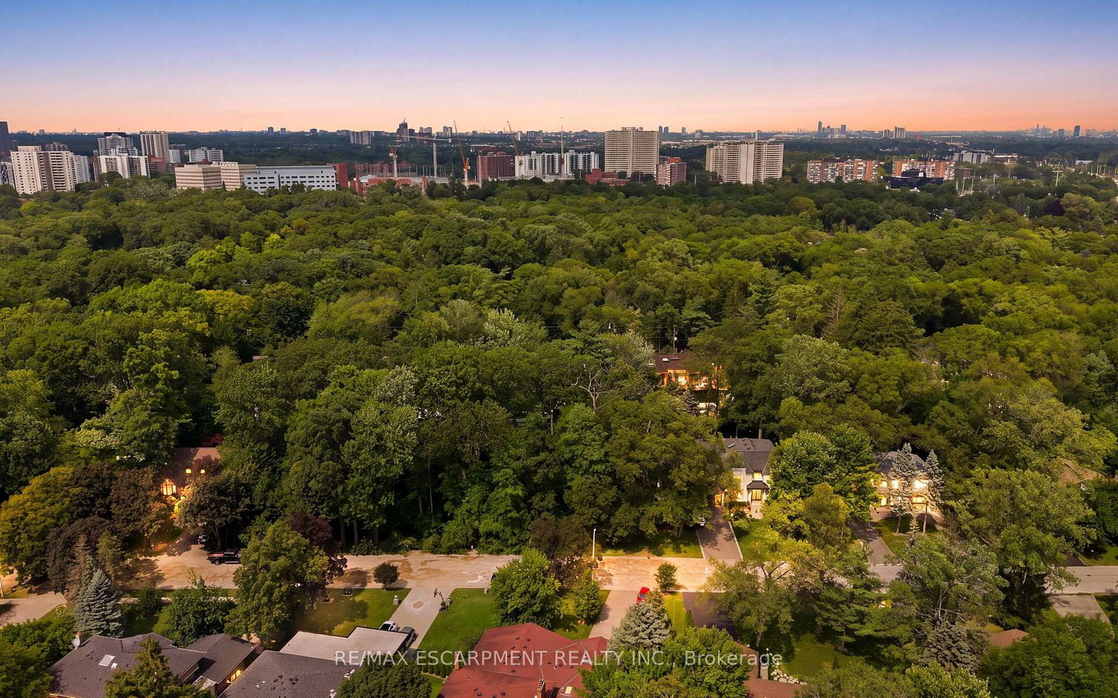 2115 Lynchmere Avenue • Mississauga, ON photo 12