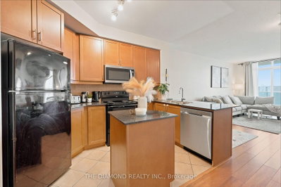 90 Absolute Mississauga,ON L4Z 0A3 — Photo 11