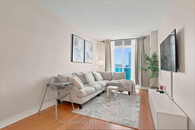 90 Absolute Mississauga,ON L4Z 0A3 — Photo 4