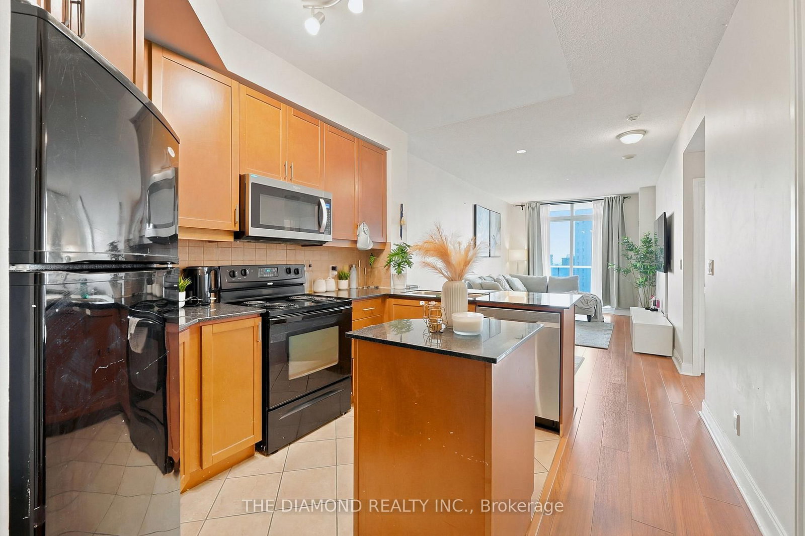 90 ABSOLUTE Avenue • #1505 • Mississauga, ON photo 8