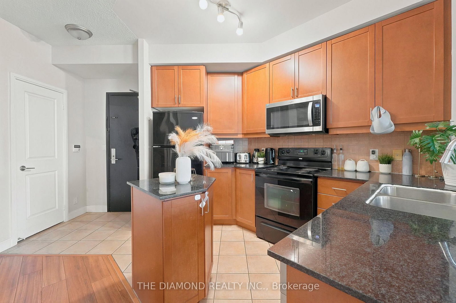 90 ABSOLUTE Avenue • #1505 • Mississauga, ON photo 9