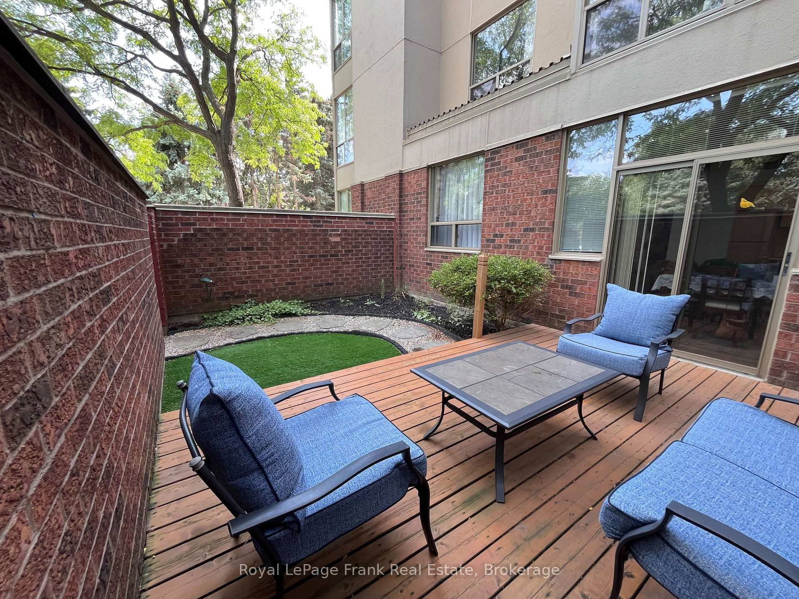 1110 Walden Circle • #102 • Mississauga, ON photo 27