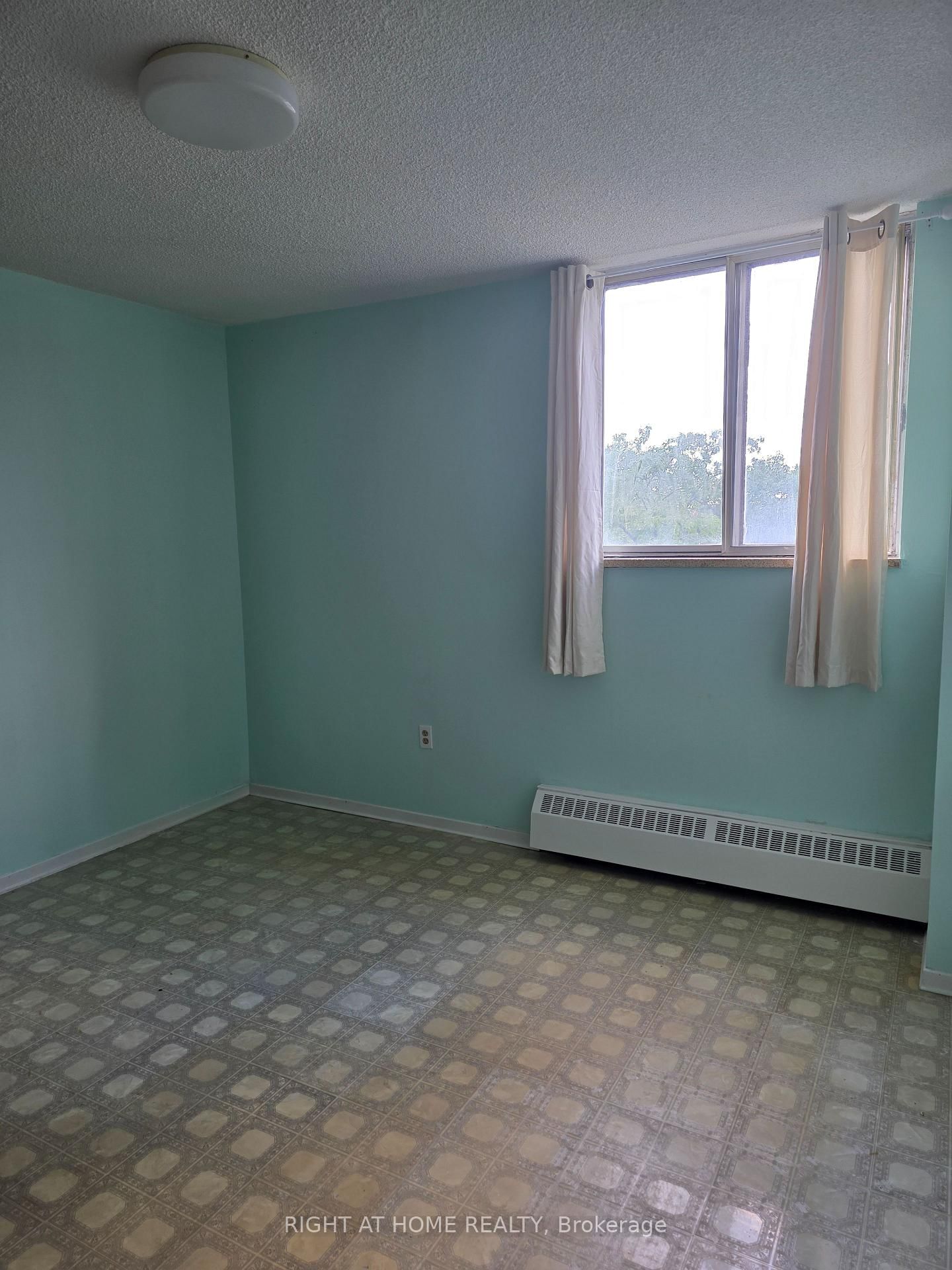 50 Lotherton Pathway • #302 • Toronto, ON photo 11