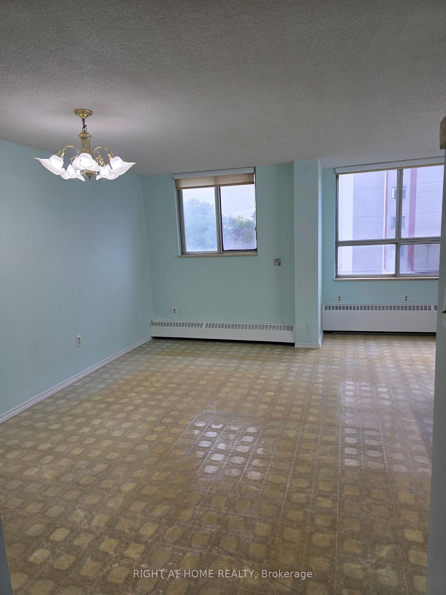 50 Lotherton Pathway • #302 • Toronto, ON photo 8