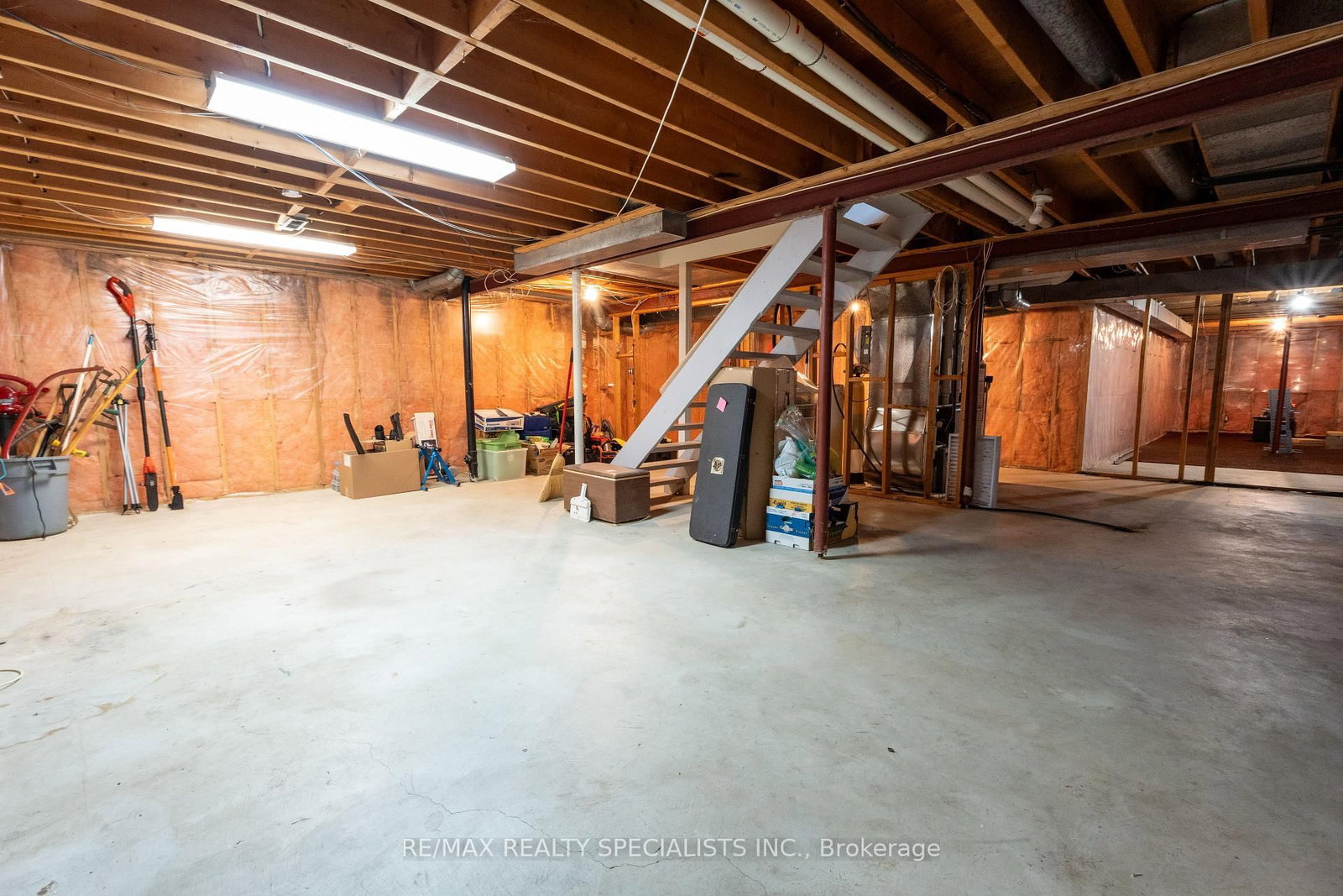 8 River View Drive • Brampton, ON photo 37