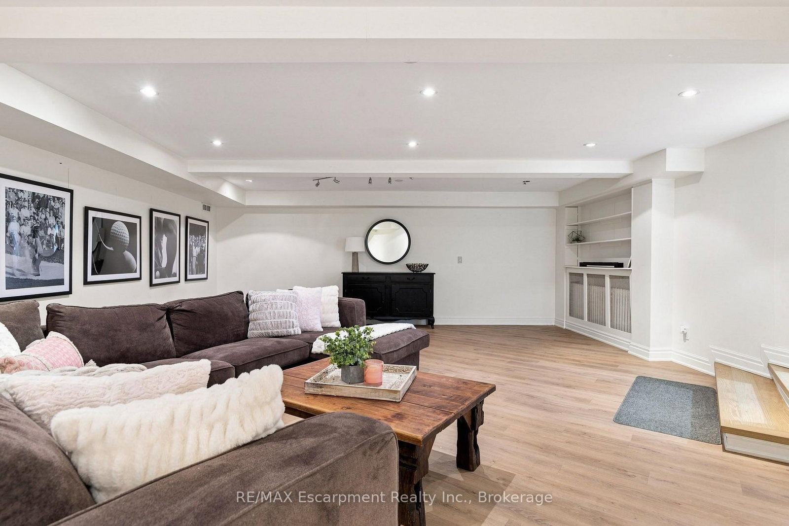 105 WHITTINGTON Place • Oakville, ON photo 38