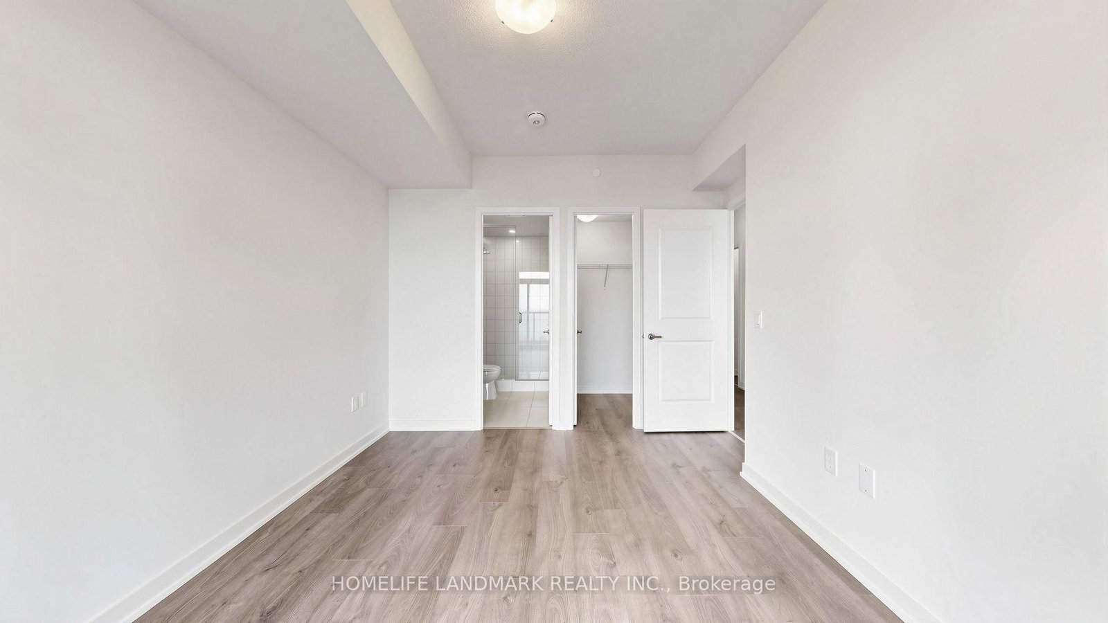 38 Annie Craig Drive • #2702 • Toronto, ON photo 18