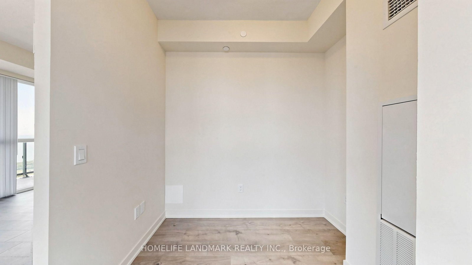 38 Annie Craig Drive • #2702 • Toronto, ON photo 26