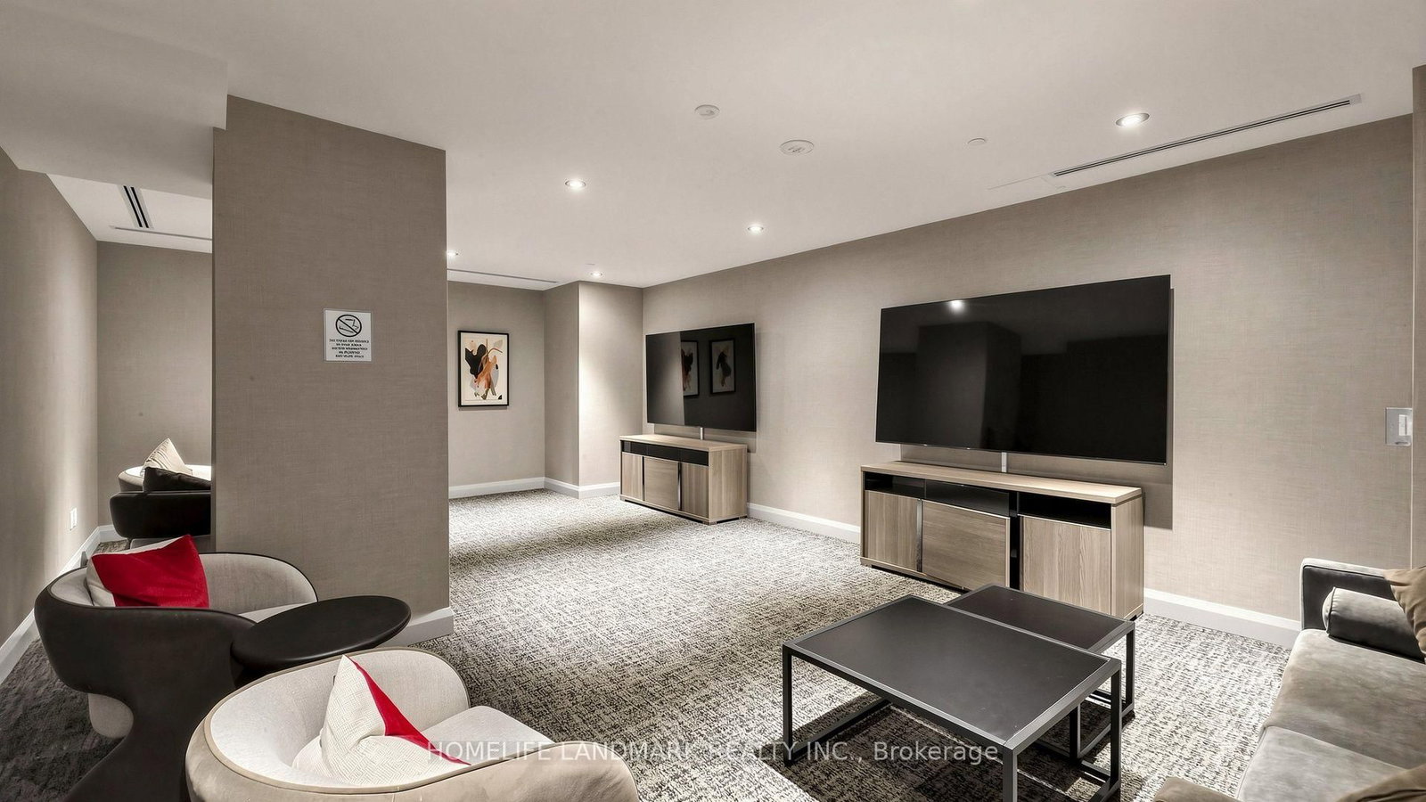 38 Annie Craig Drive • #2702 • Toronto, ON photo 42