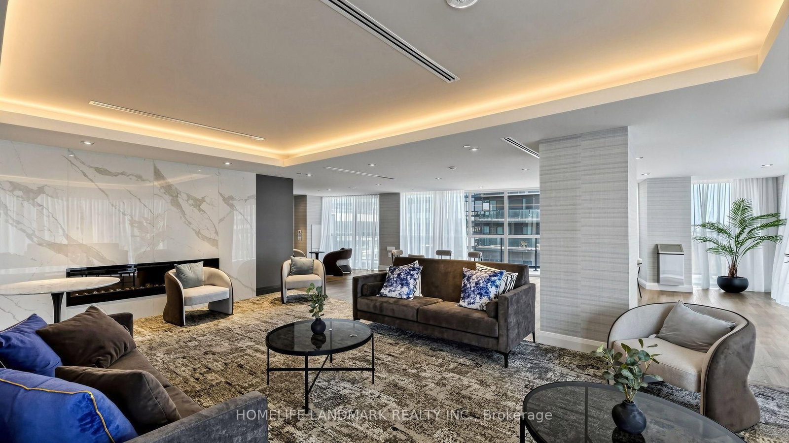 38 Annie Craig Drive • #2702 • Toronto, ON photo 43