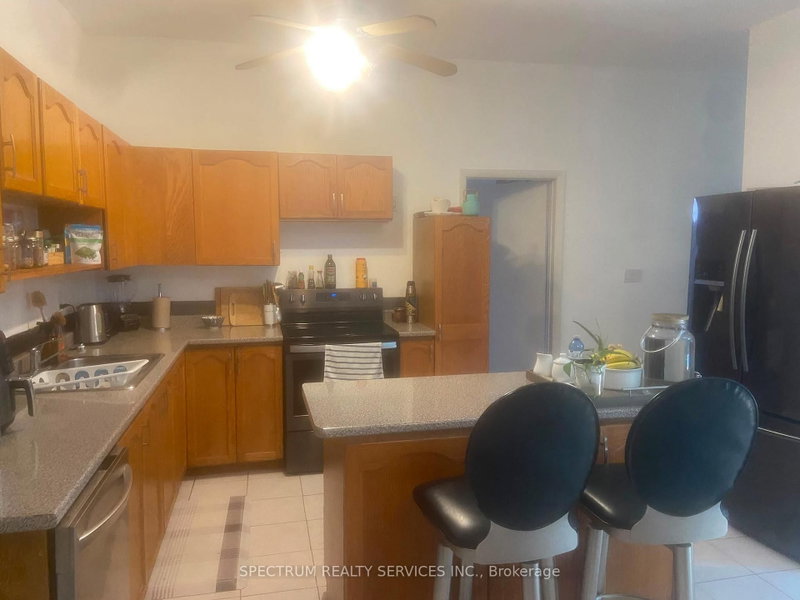 Rear Main Floor Loft - 3126 Dundas Street W