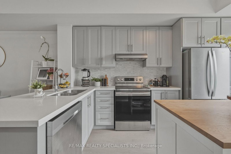 348 Wheat Boom Oakville,ON L6H 3Y6 — Photo 7