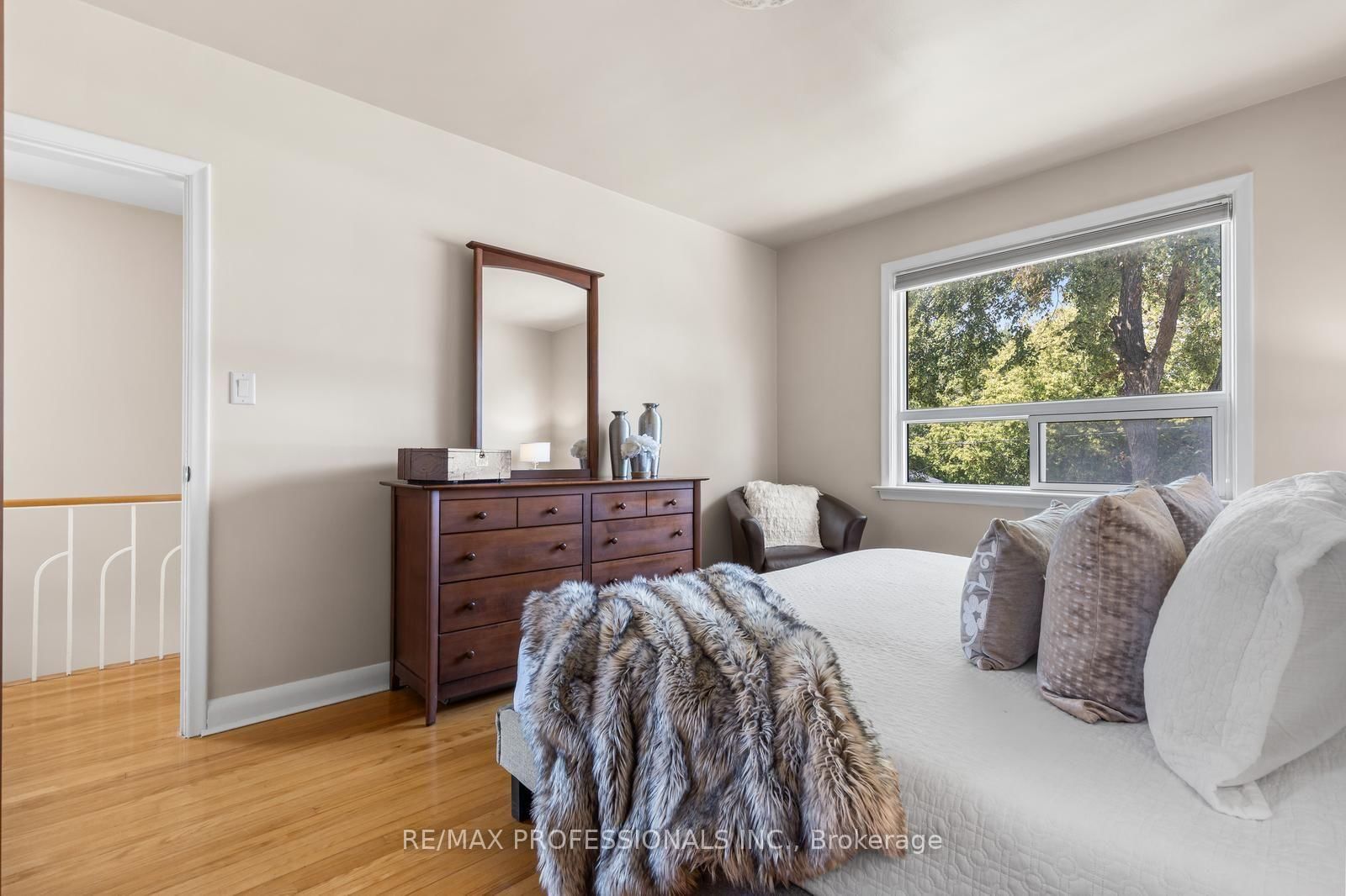 21 Brendwin Road • Toronto, ON photo 20