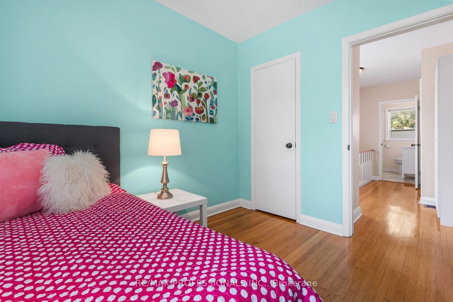 21 Brendwin Road • Toronto, ON photo 23
