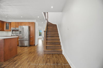 5530 Glen Erin Mississauga,ON L5M 6E8 — Photo 23
