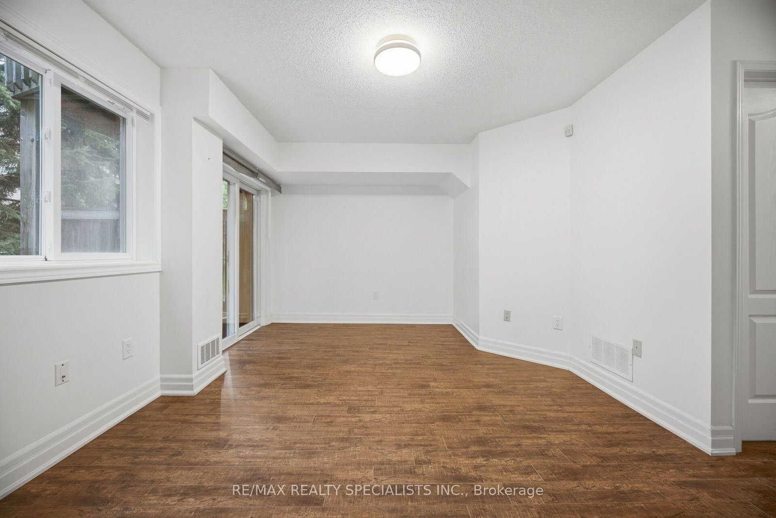5530 GLEN ERIN Drive • #42 • Mississauga, ON photo 38
