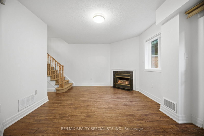 5530 Glen Erin Mississauga,ON L5M 6E8 — Photo 39