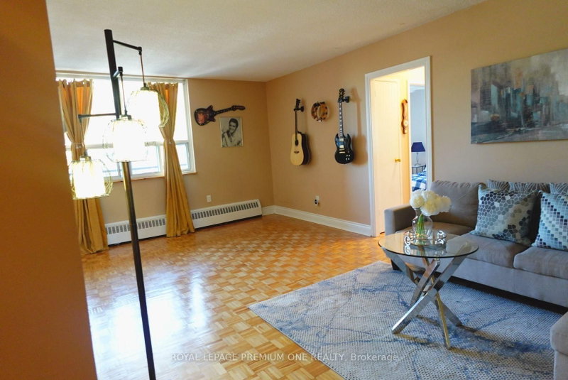 305 - 3065 QUEEN FREDERICA Drive