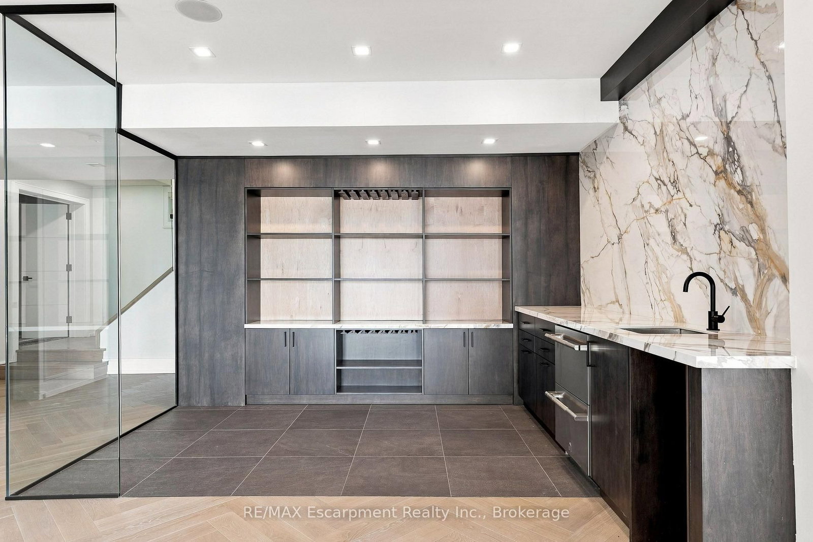 100 Appleby Place • Burlington, ON photo 33