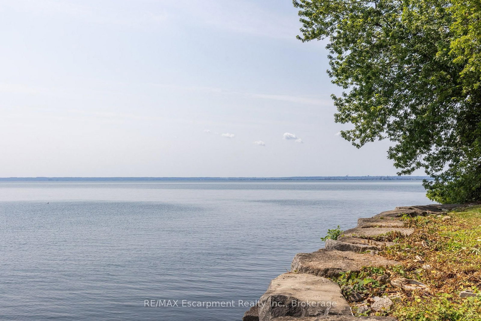 100 Appleby Place • Burlington, ON photo 48