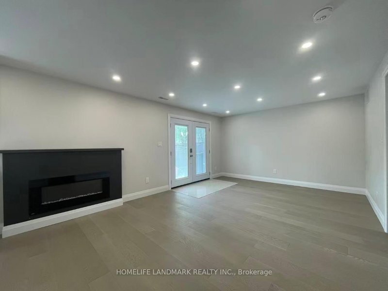 Unit 2 - 17 Rosemeade Avenue