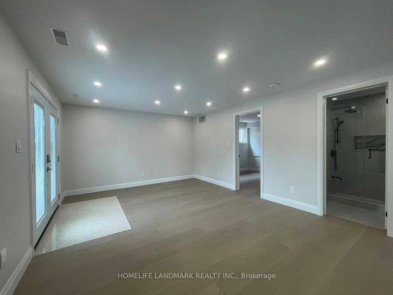 Unit 2 - 17 Rosemeade Avenue