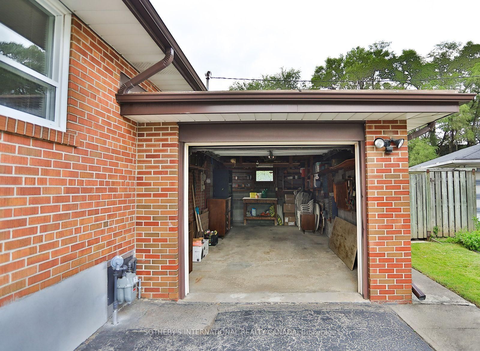 12 Waterbury Drive - Photo 39