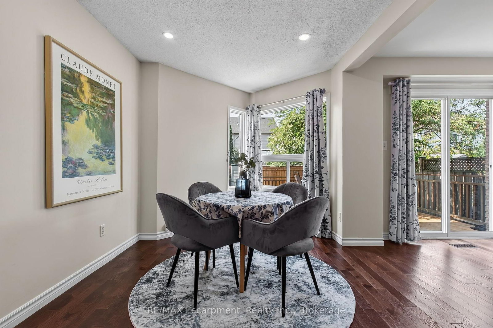 5143 Lampman Avenue • Burlington, ON photo 10