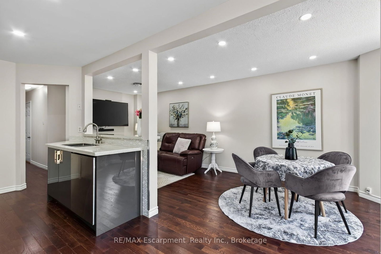 5143 Lampman Avenue • Burlington, ON photo 13