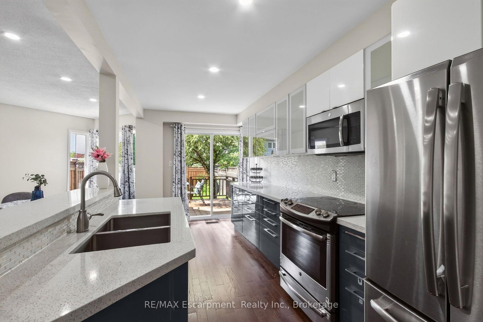 5143 Lampman Avenue • Burlington, ON photo 17