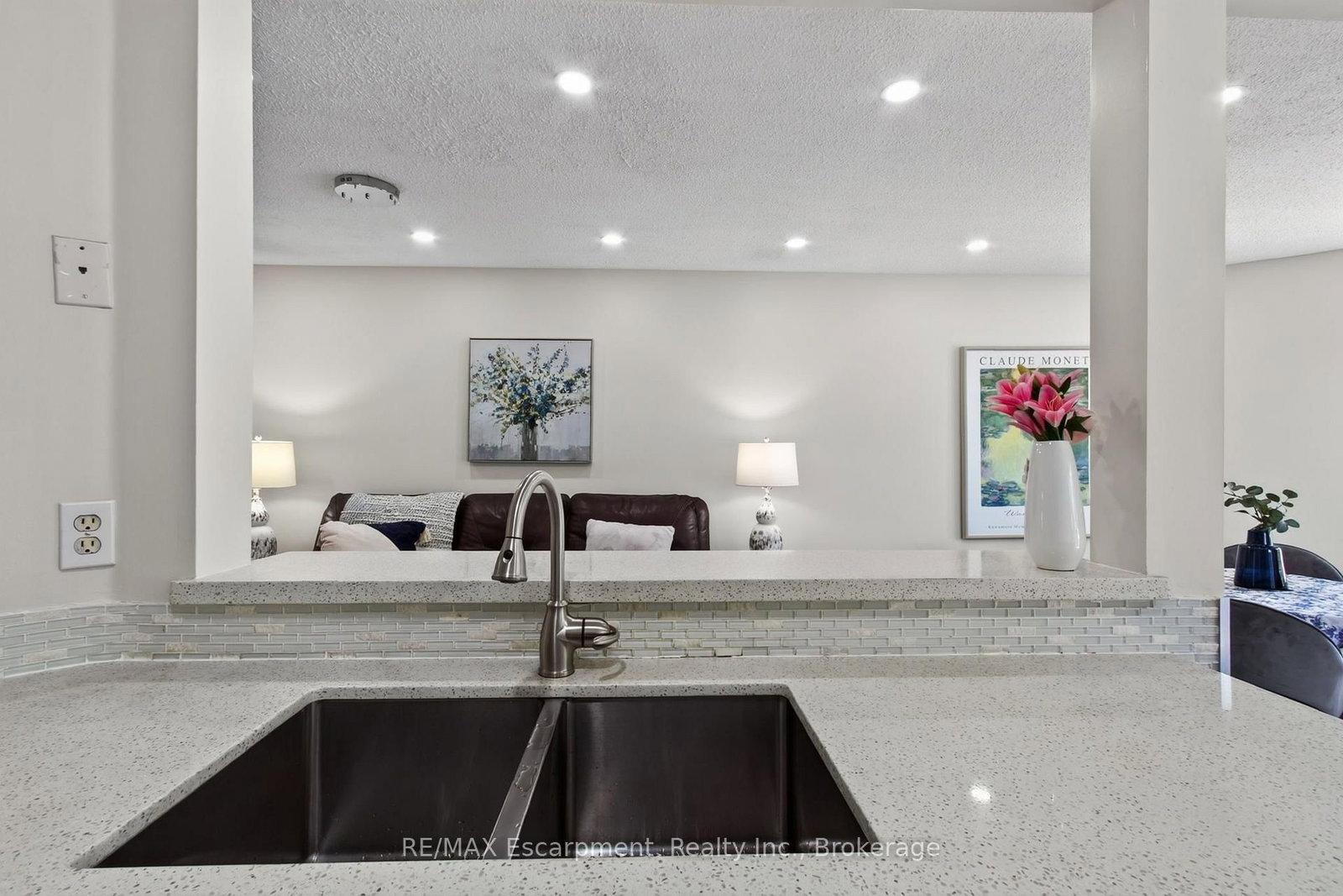 5143 Lampman Avenue • Burlington, ON photo 20