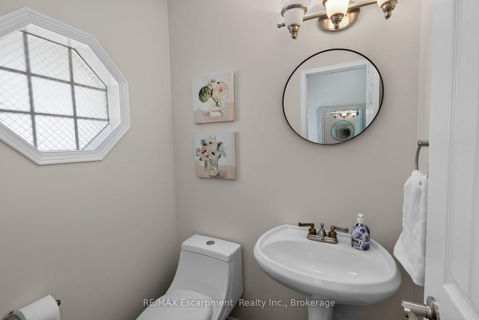 5143 Lampman Avenue • Burlington, ON photo 24