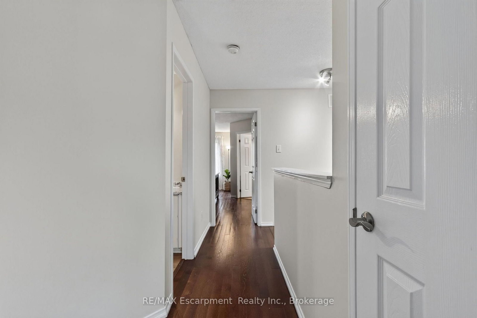5143 Lampman Avenue • Burlington, ON photo 35