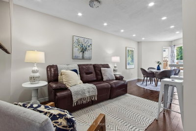 5143 Lampman Avenue • Burlington, ON photo 4